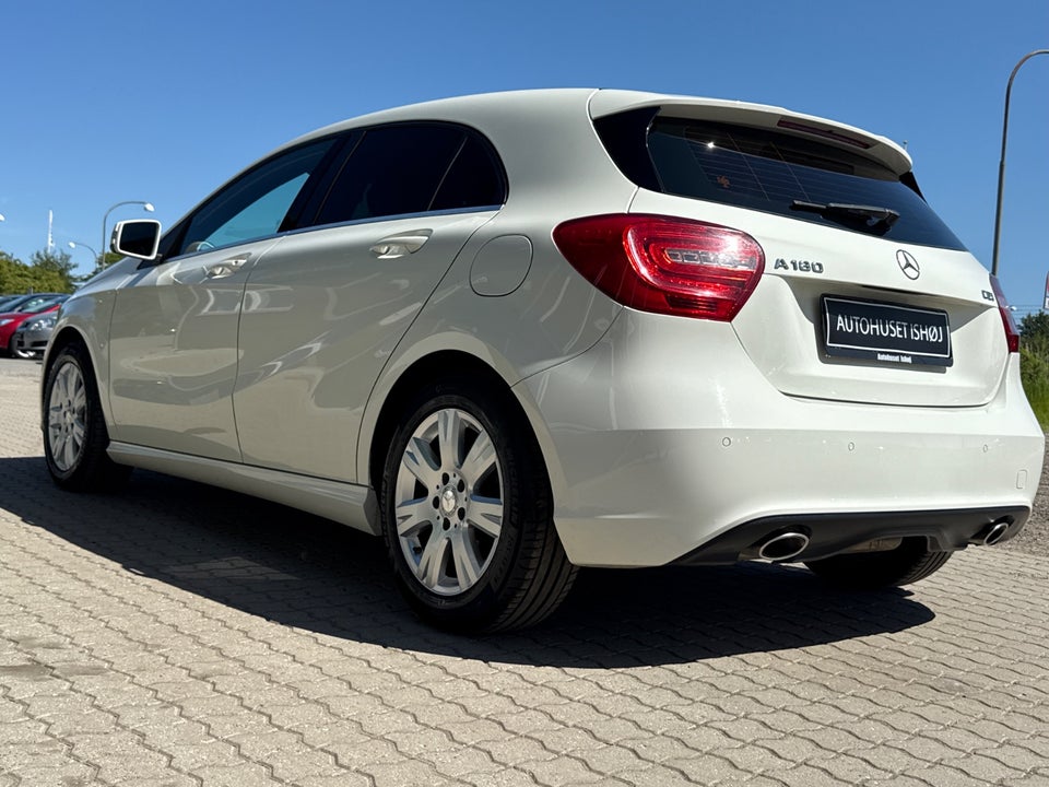 Mercedes A180 1,5 CDi Urban Business 5d