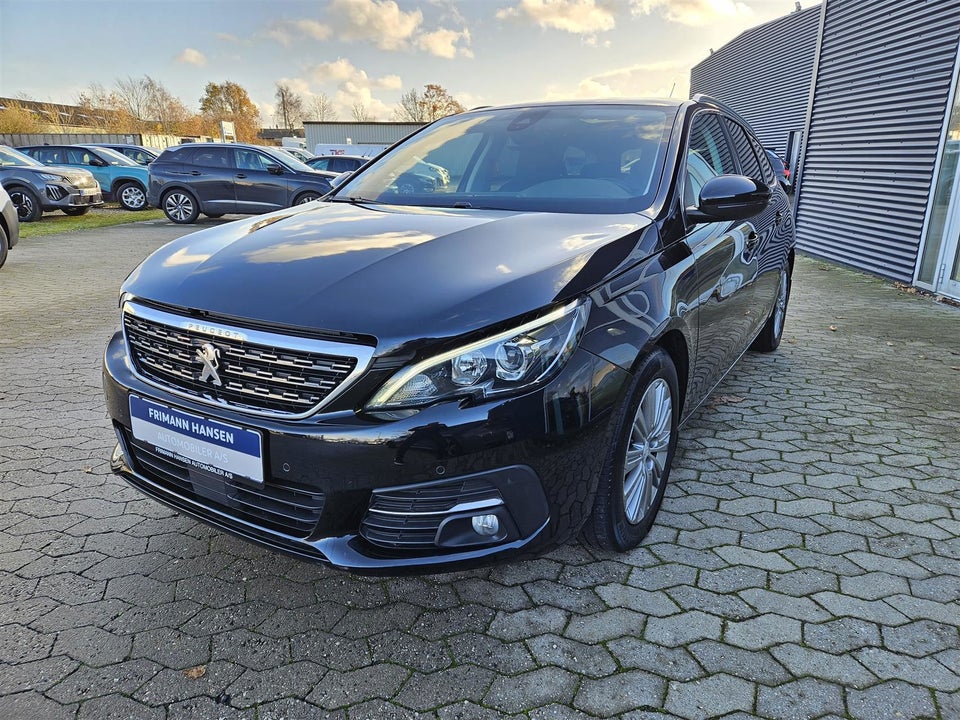 Peugeot 308 1,5 BlueHDi 130 Infinity Sky SW 5d