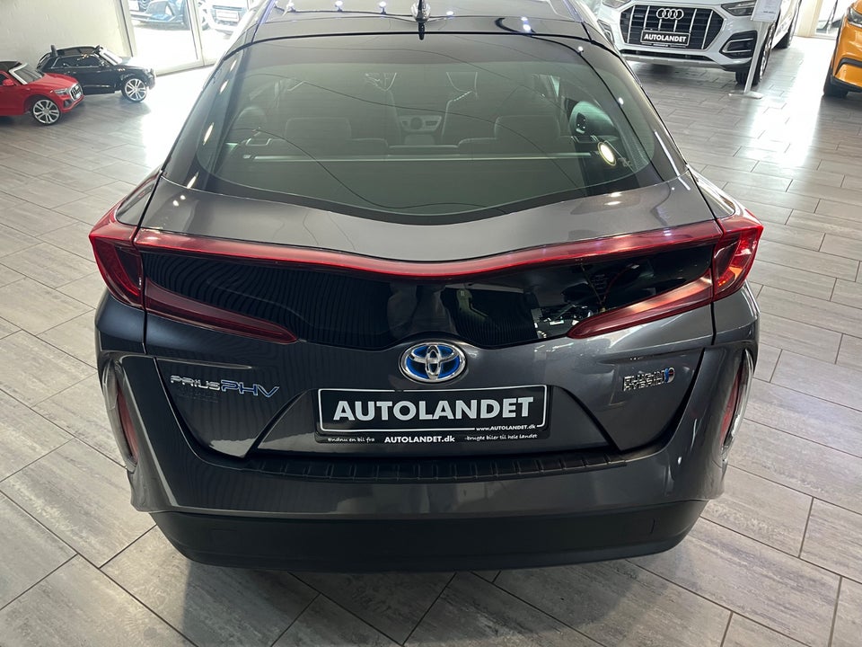 Toyota Prius 1,8 Plug-in Hybrid H3 MDS 5d