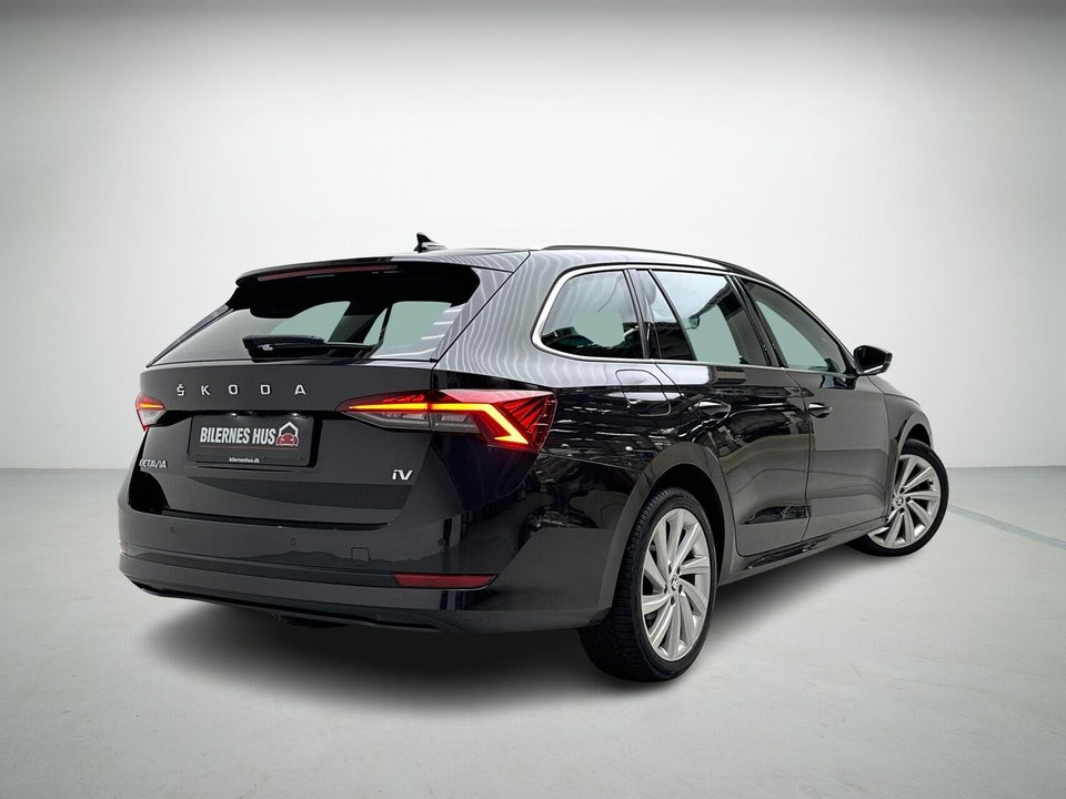 Skoda Octavia 1,4 TSi iV Plus Combi DSG 5d