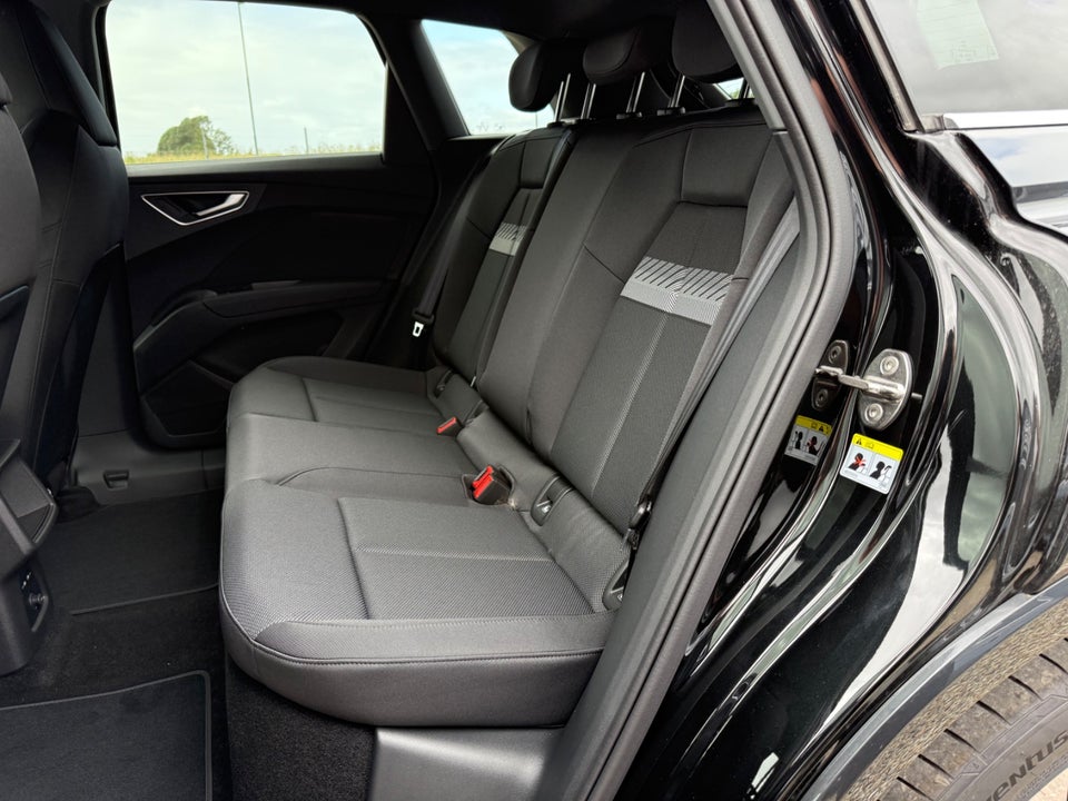 Audi Q4 e-tron 40 Progress S-line 5d