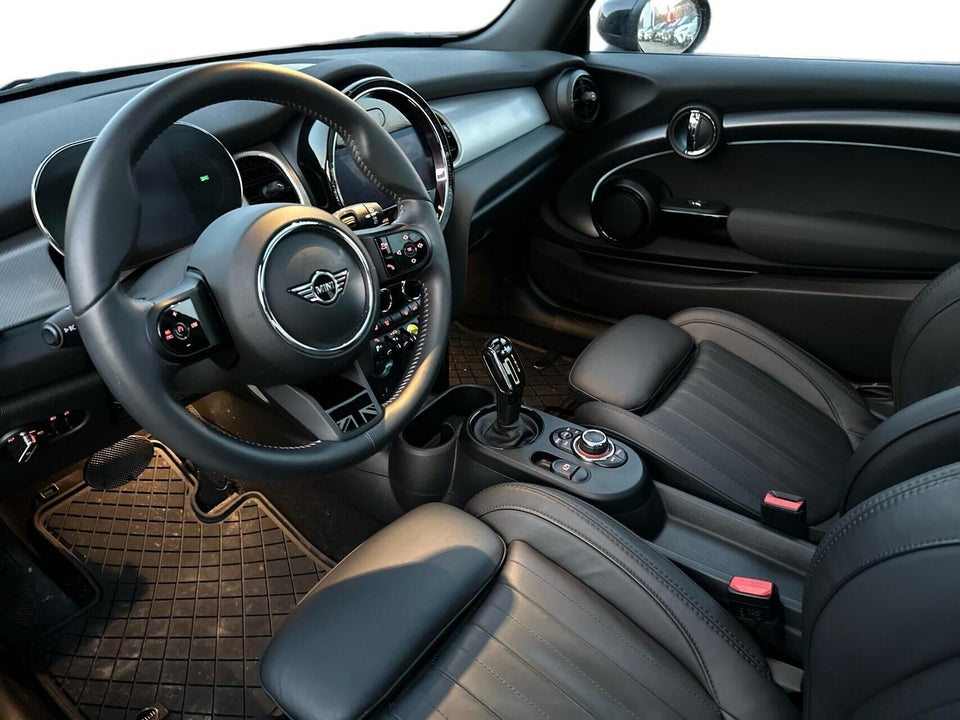 MINI Cooper SE Yours Trim 3d