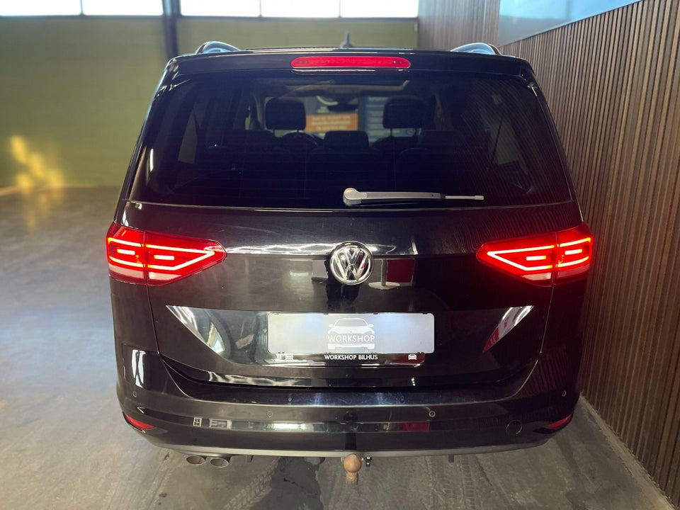 VW Touran 2,0 TDi 150 Highline DSG 7prs 5d