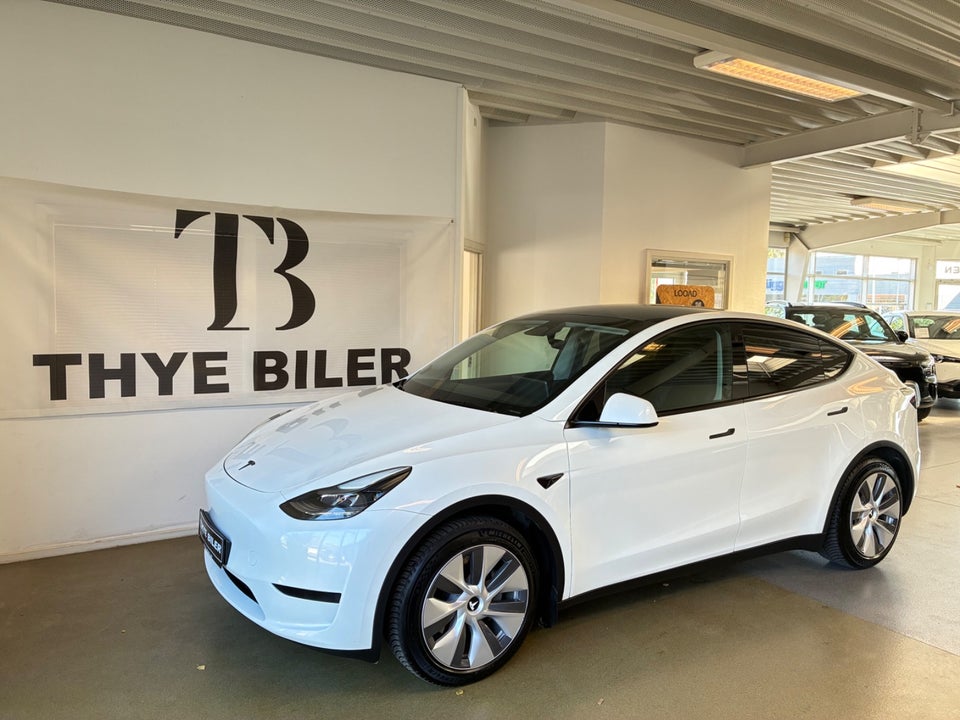 Tesla Model Y RWD 5d