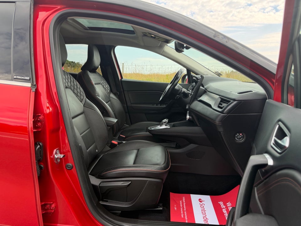Renault Captur 1,6 E-Tech Initiale Paris 5d