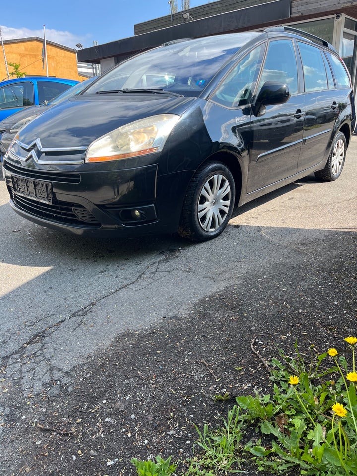 Citroën Grand C4 Picasso 1,8 16V Prestige 7prs 5d