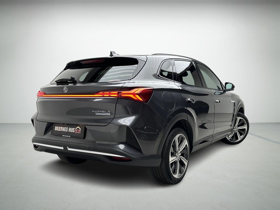 MG Marvel R Luxury 5d