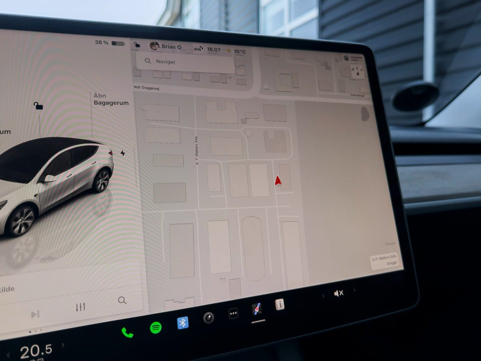 Tesla Model Y Long Range AWD 5d
