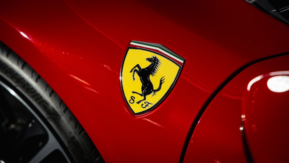 Ferrari 296 GTB 2,9 DCT 2d