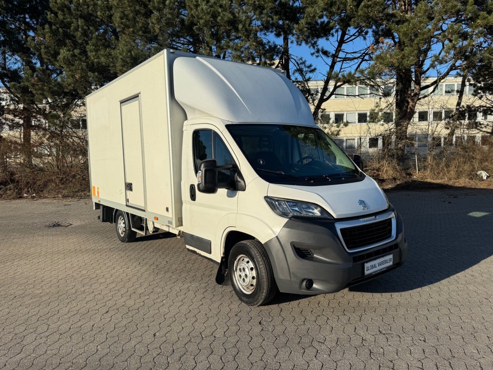 Peugeot Boxer 335 2,2 HDi 130 Alukasse m/lift 2d