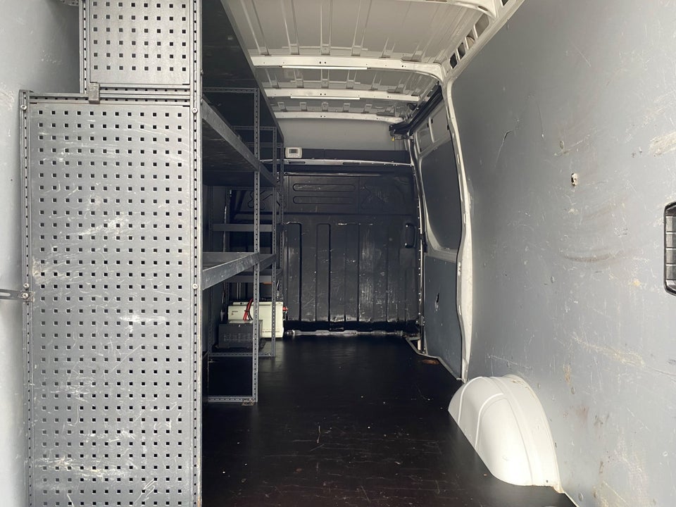 Iveco Daily 3,0 35S18 12m³ Van AG8