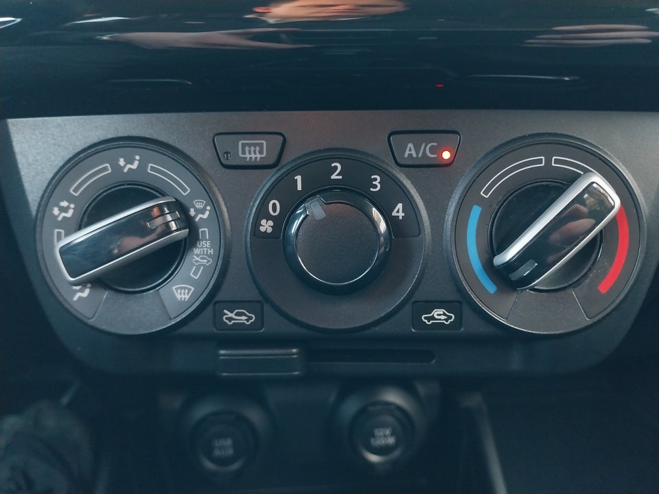 Suzuki Swift 1,2 Dualjet Action CVT 5d