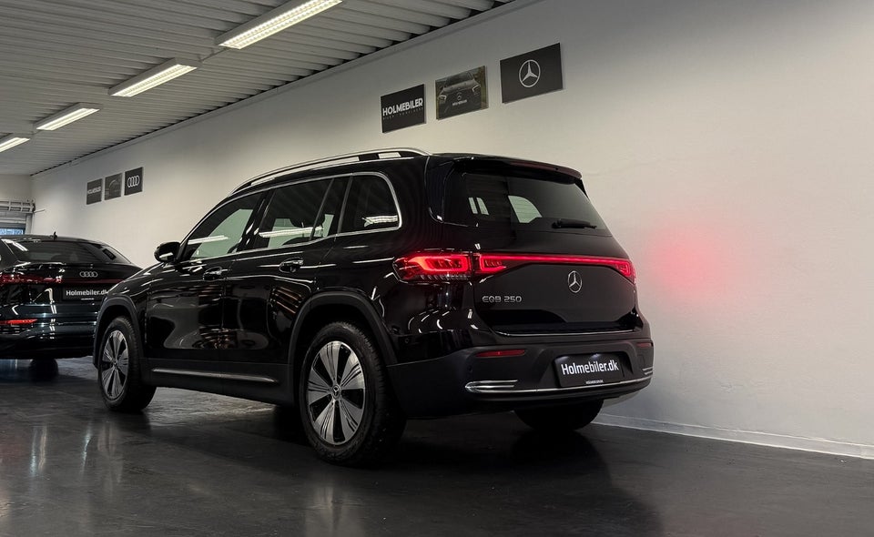 Mercedes EQB250 5d