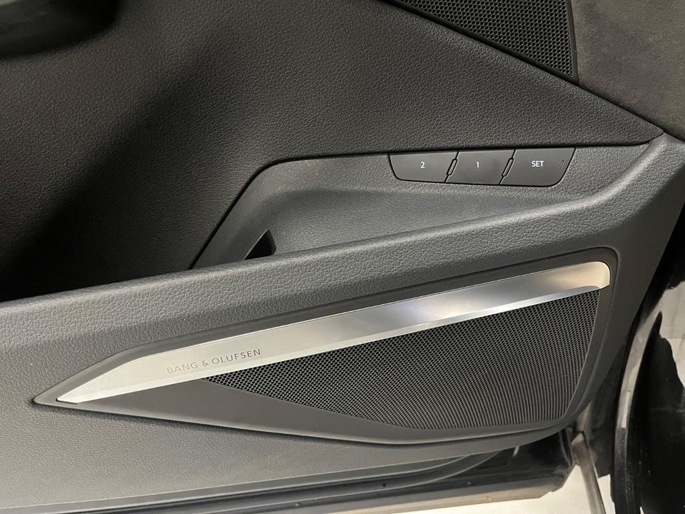 Audi e-tron 55 Advanced quattro 5d