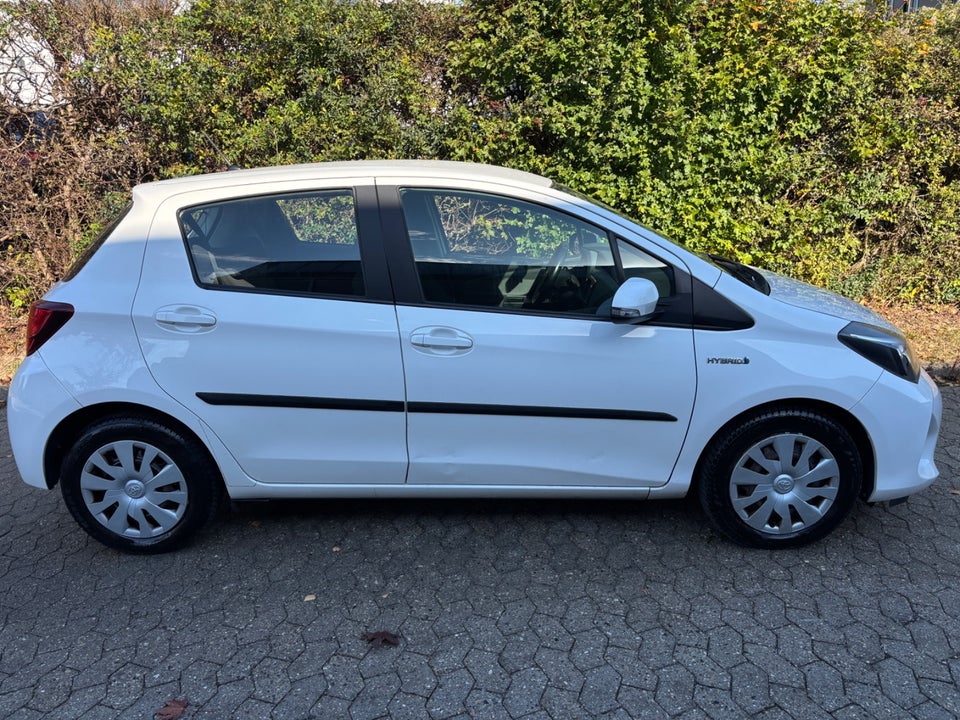 Toyota Yaris 1,5 Hybrid H2 Premium e-CVT 5d