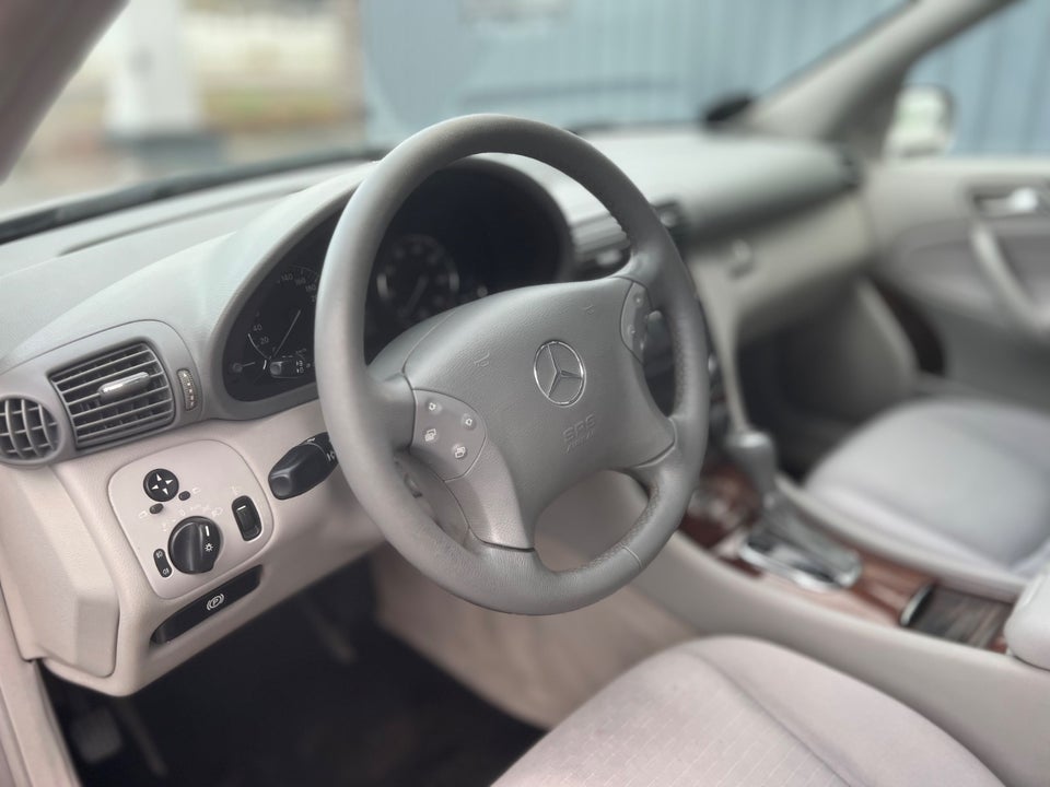 Mercedes C200 1,8 Kompressor Elegance aut. 4d