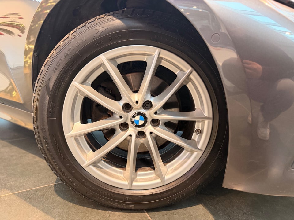 BMW 320d 2,0 Touring Sport Line aut. 5d