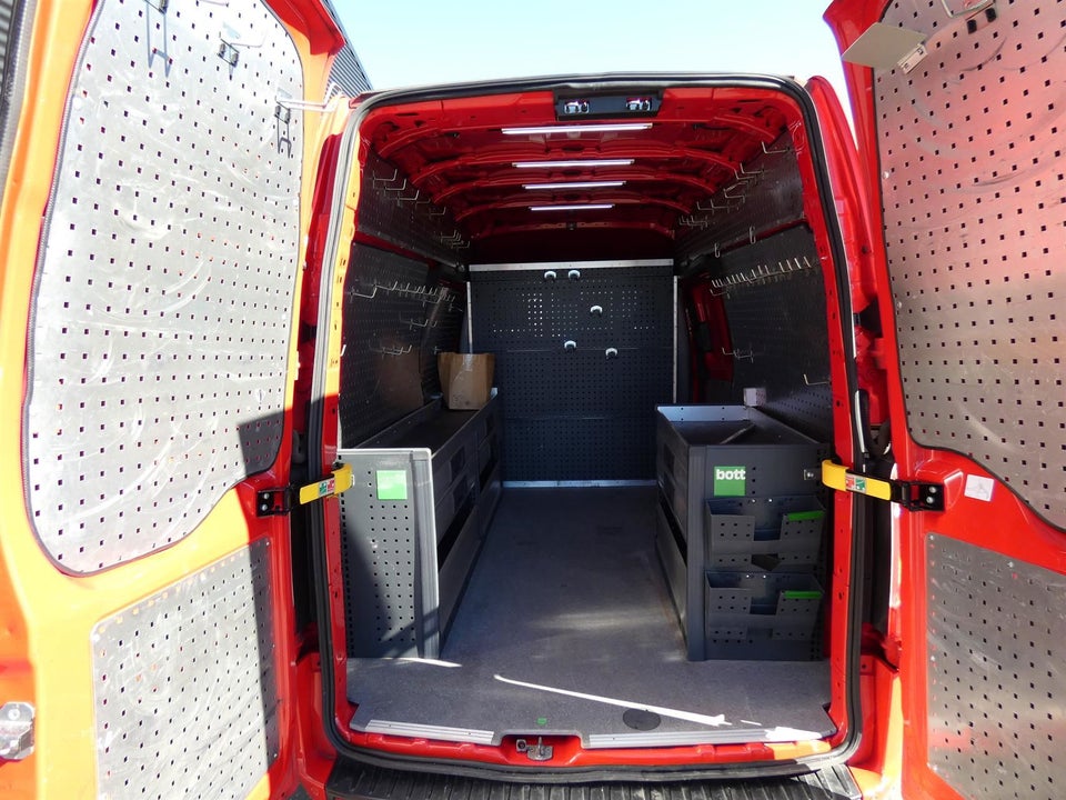 Ford Transit Custom 320L 2,0 TDCi 170 Trend aut.