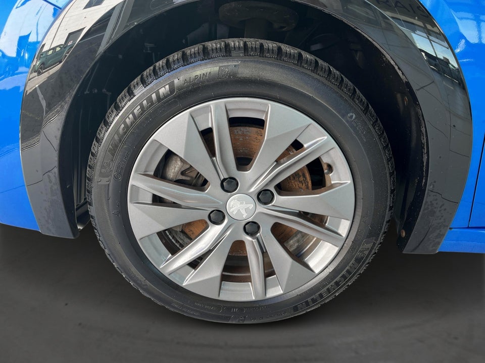 Peugeot e-208 50 GT Sky 5d