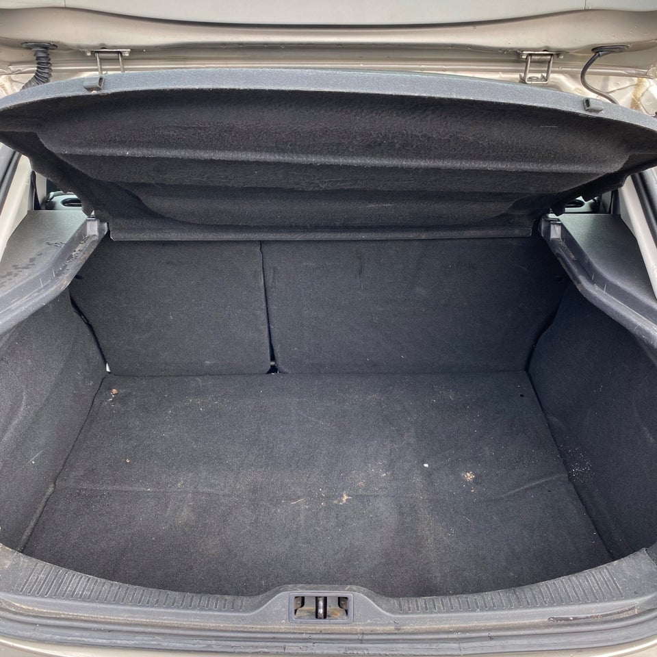Renault Megane III 1,5 dCi 90 Authentique 5d