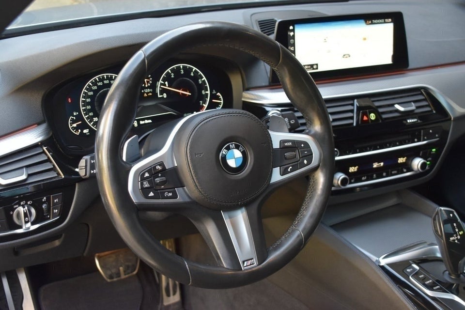 BMW 530i 2,0 Touring M-Sport aut. 5d