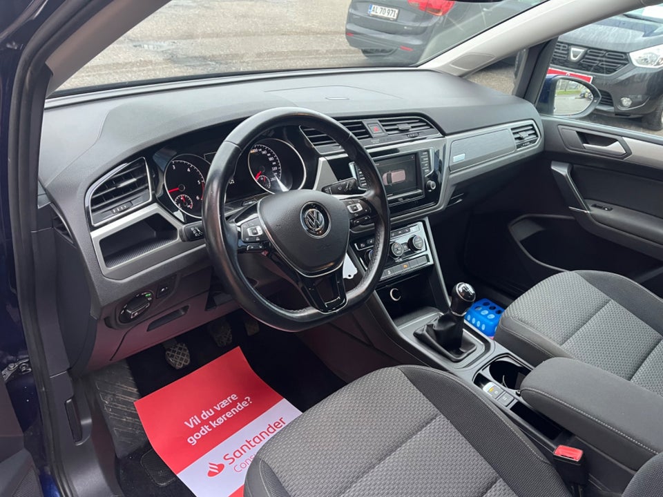 VW Touran 1,6 TDi 110 Comfortline Van 5d