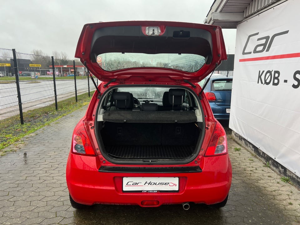 Suzuki Swift 1,3 DDiS GLS 5d