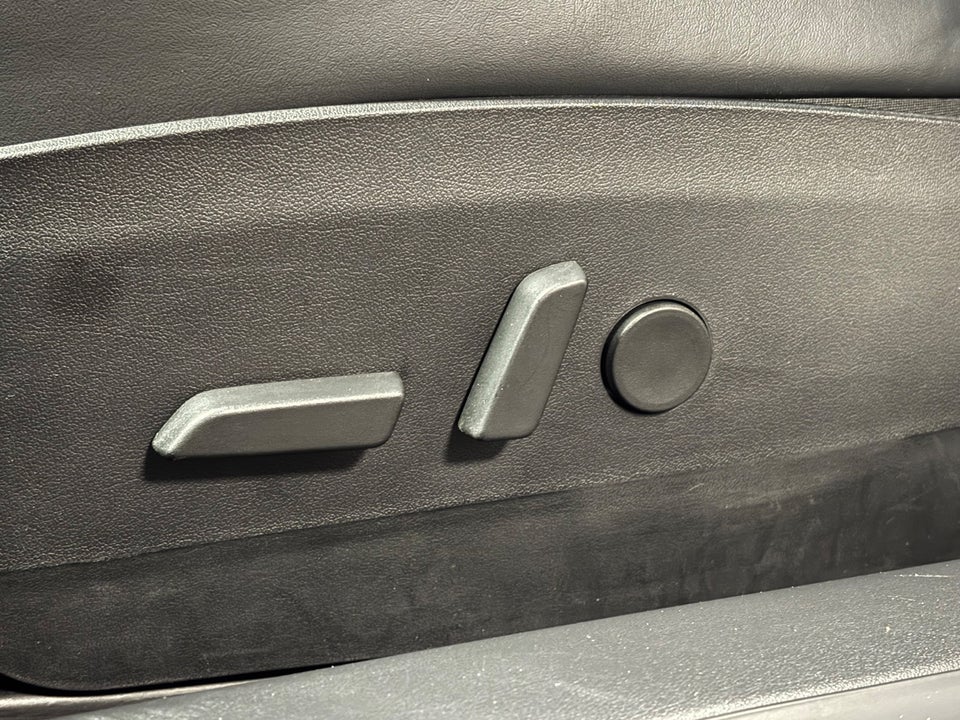 Tesla Model 3 Standard Range+ RWD 4d