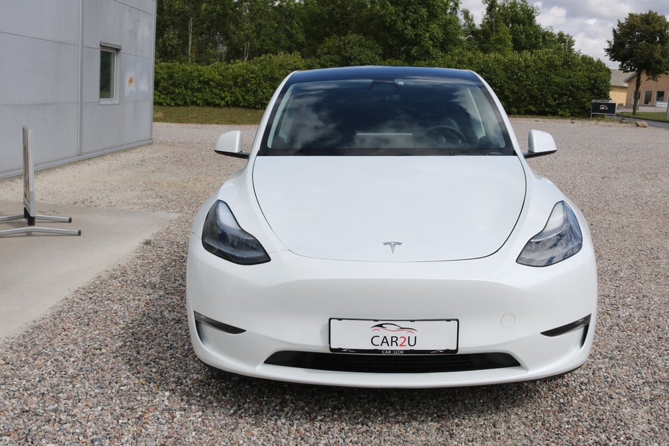Tesla Model Y Long Range AWD 5d