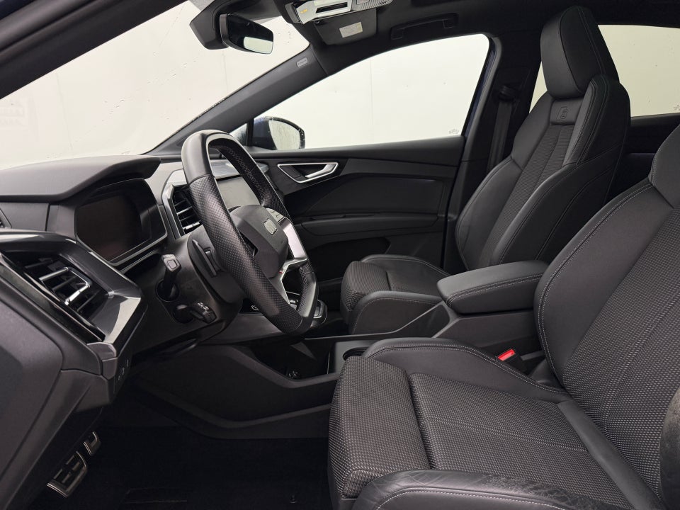 Audi Q4 e-tron 50 S-line Sportback quattro 5d