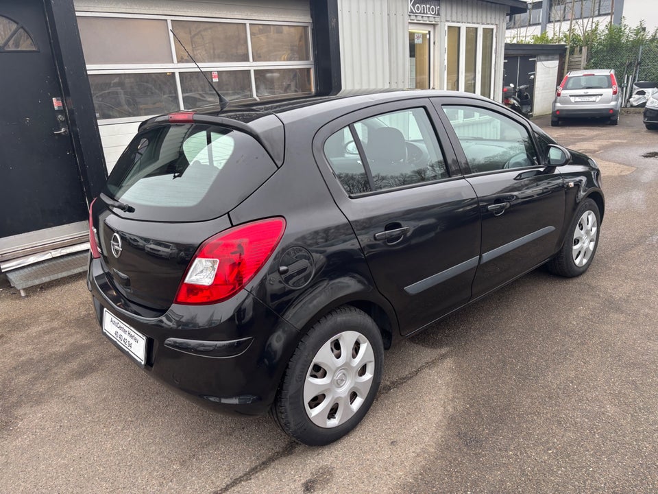 Opel Corsa 1,2 16V Enjoy 5d