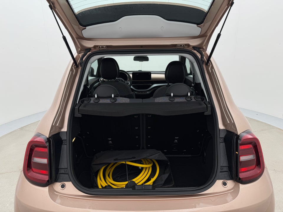 Fiat 500e 42 Icon 3+1 4d