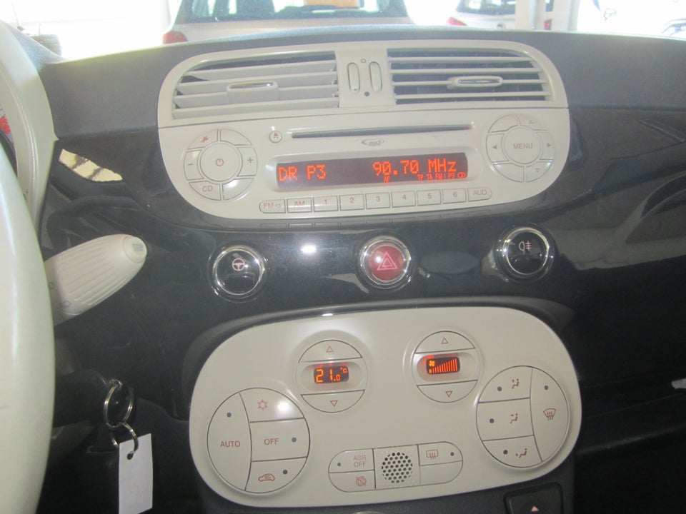 Fiat 500 1,2 Lounge 3d