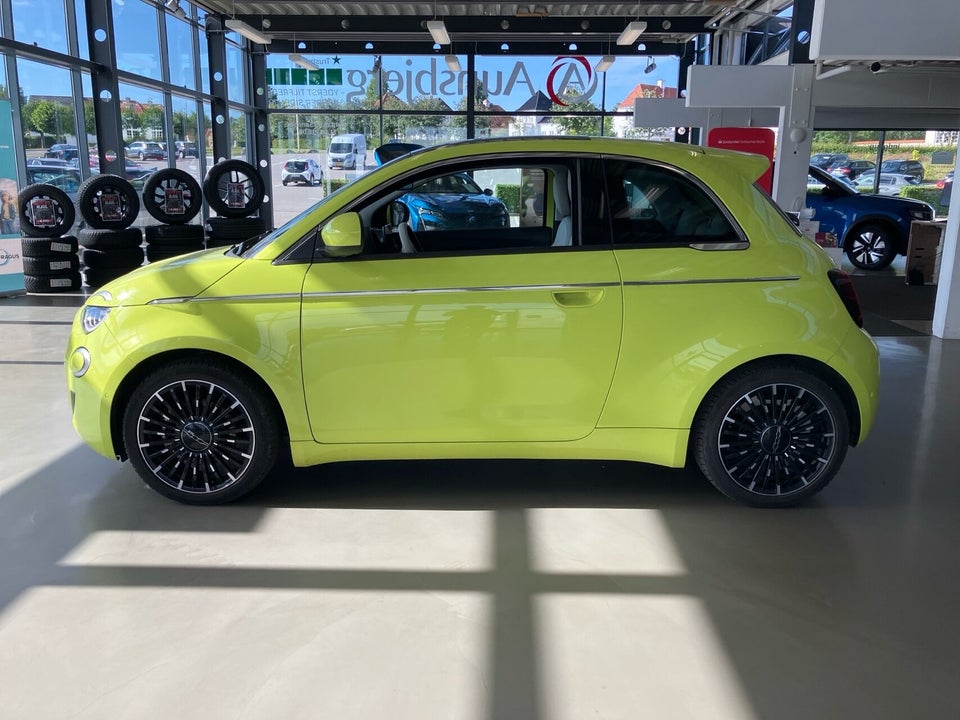 Fiat 500e 42 la Prima by Bocelli 3d