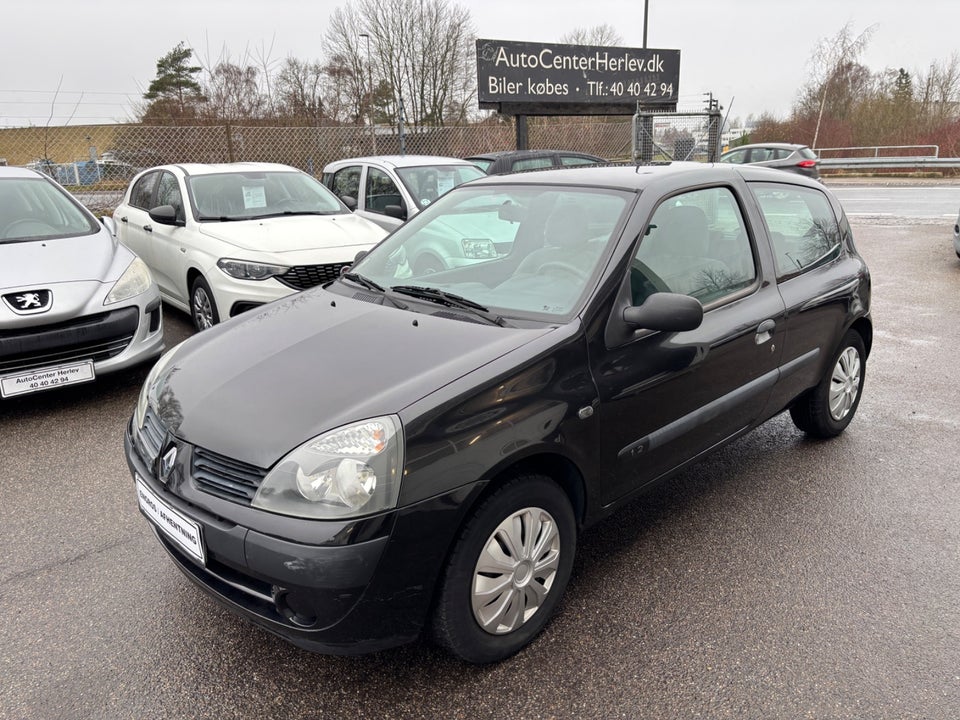 Renault Clio II 1,2 8V Family Authentique 3d