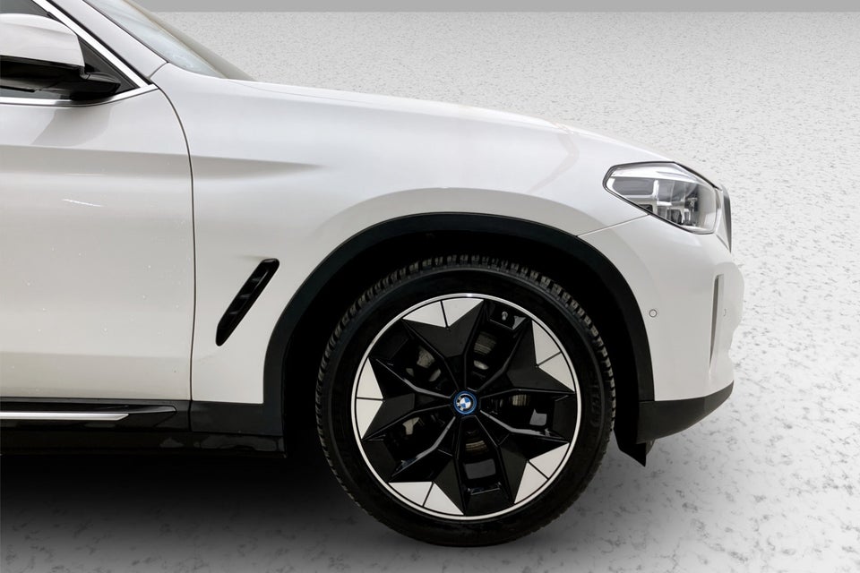 BMW iX3 Charged Plus 5d