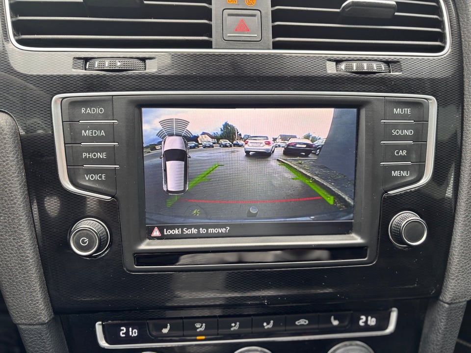 VW Golf VII 1,4 GTE Highline DSG 5d
