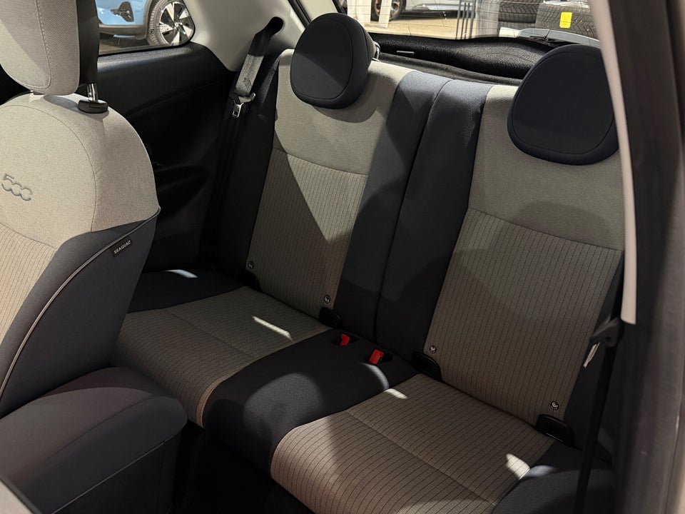 Fiat 500e 42 Icon 3d