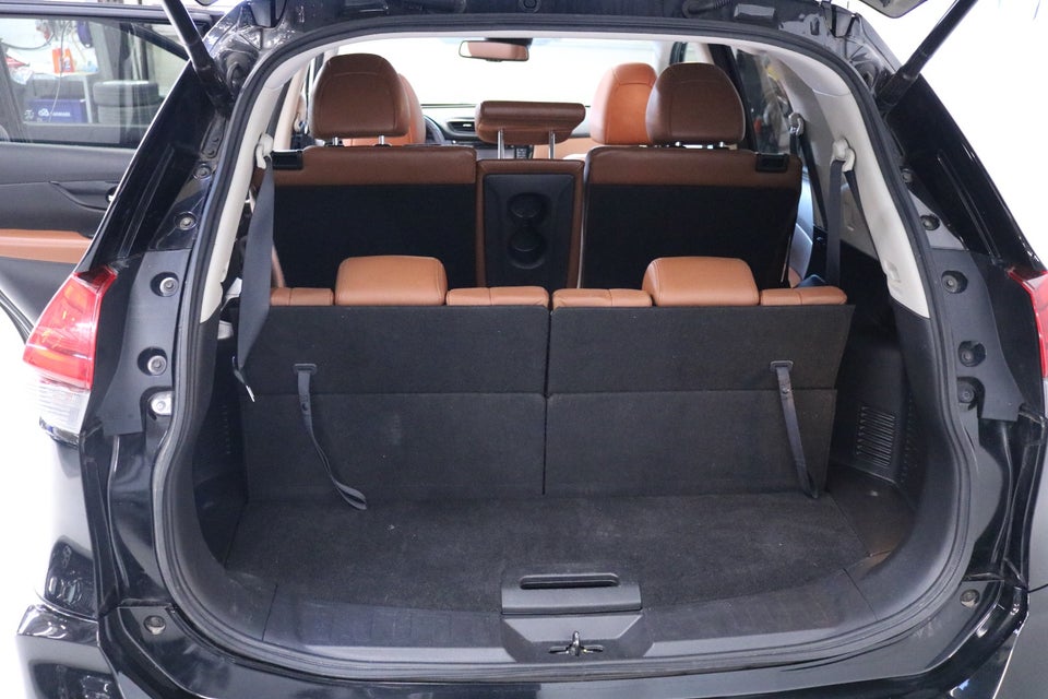 Nissan X-Trail 1,6 dCi 130 Tekna X-tr. 7prs 5d