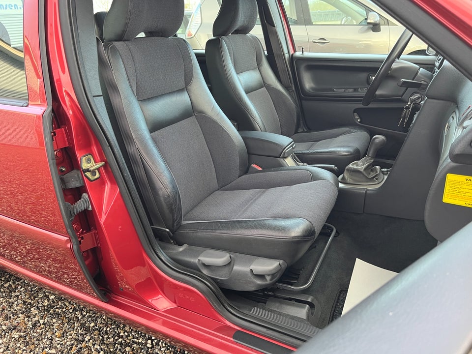 Volvo V70 2,5 20V 5d