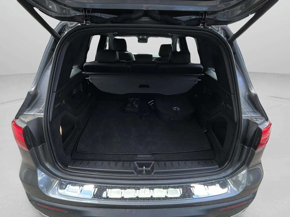 Mercedes EQB300 Progressive 4Matic 5d