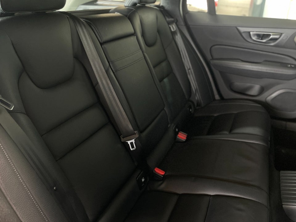 Volvo V60 2,0 T6 ReCharge Inscription aut. AWD 5d