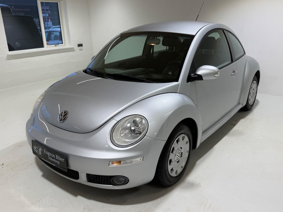 VW New Beetle 1,6 Trendline 2d