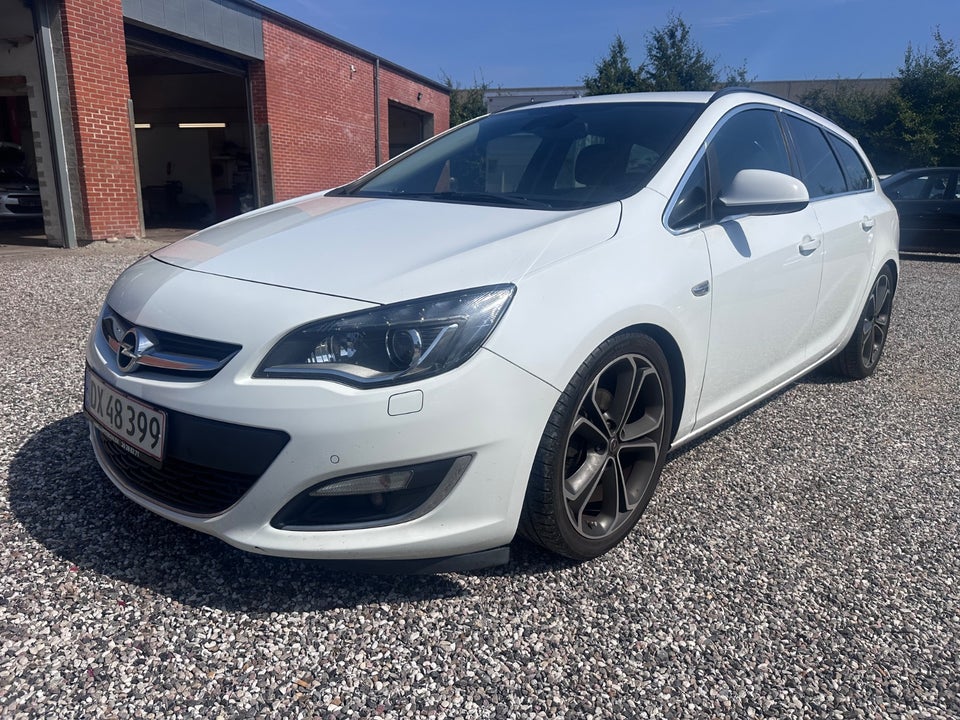 Opel Astra 1,6 CDTi 136 Enjoy Sports Tourer 5d