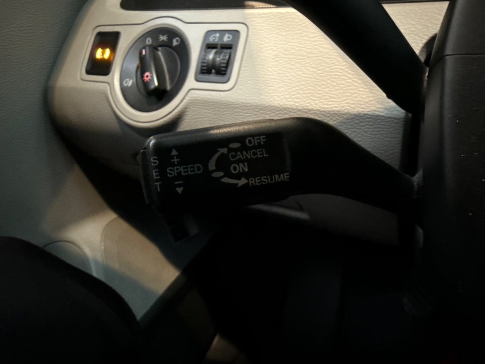 VW Passat 2,0 FSi Comfortline 4d