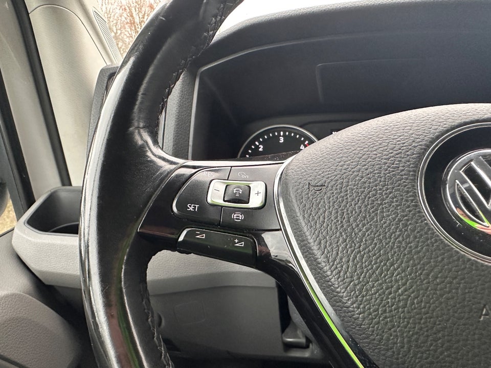 VW Crafter 35 2,0 TDi 177 Kassevogn L3H2 aut.