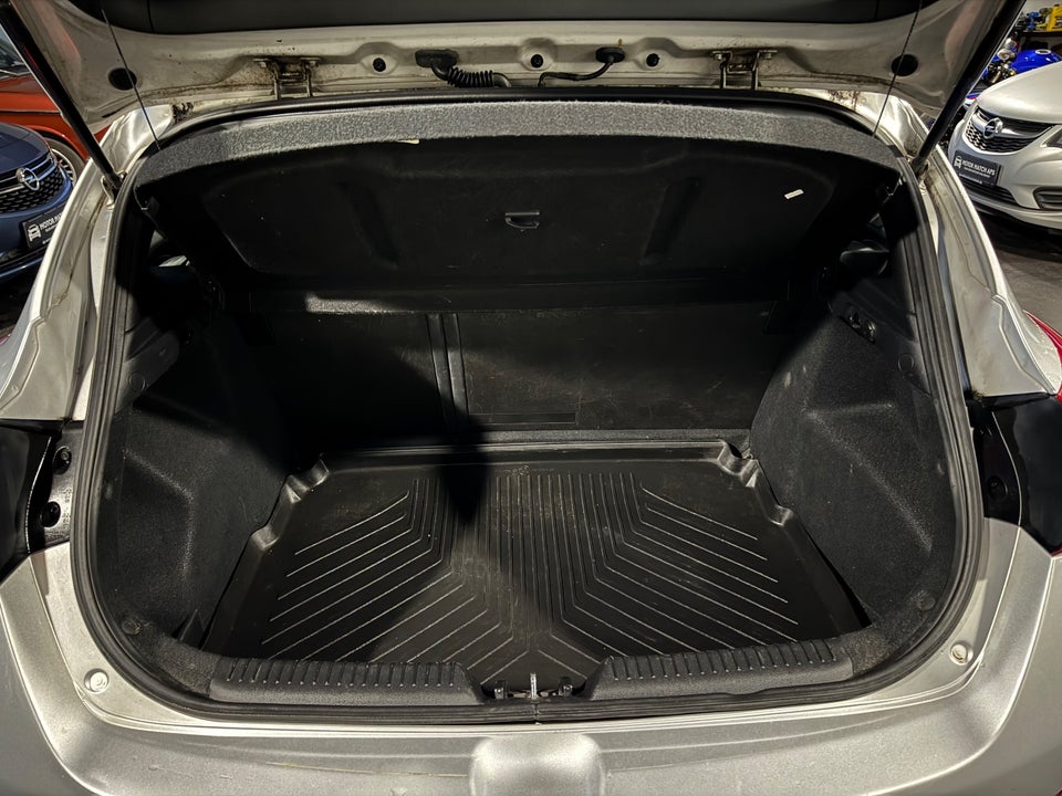 Hyundai i30 1,6 CRDi 110 Comfort Eco 5d