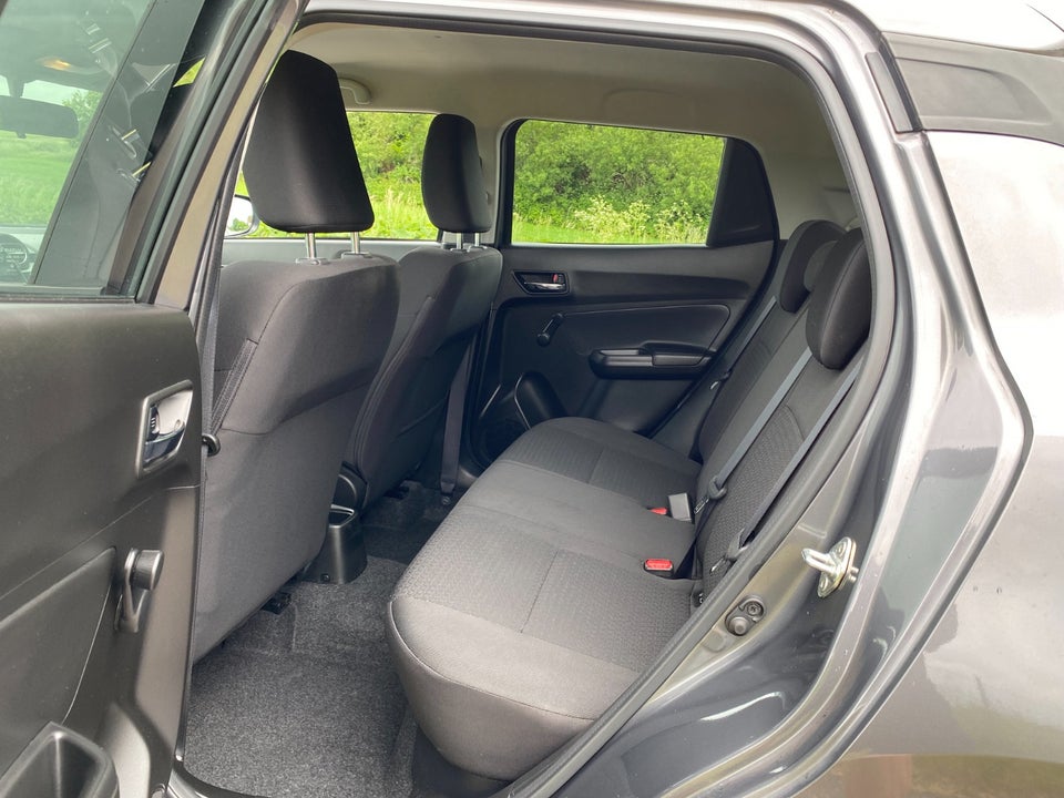Suzuki Swift 1,2 mHybrid Action Star 5d
