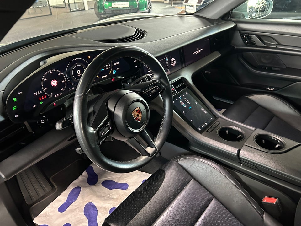 Porsche Taycan 4S Performance+ 4d
