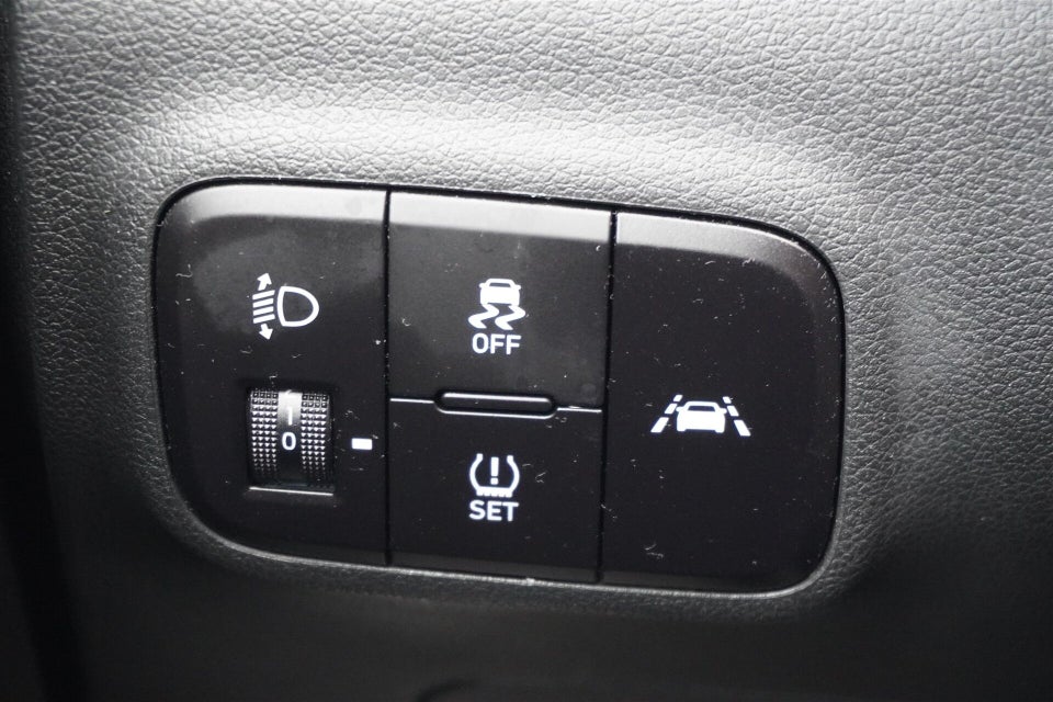 Hyundai i10 1,0 MPi Essential 5d